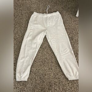 Tna ARITZIA
COZY FLEECE MEGA SWEATPANT  HEATHER LIGHT OATMEAL